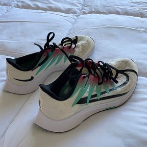 Nike Women’s Rival Fly